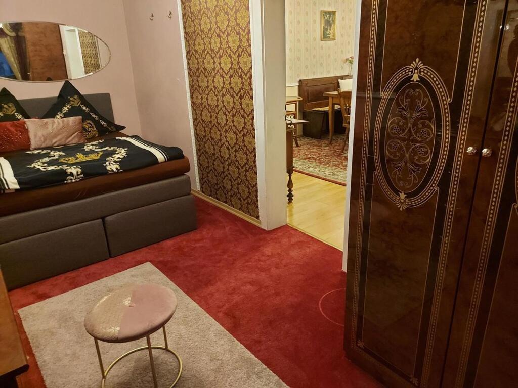 Schloss Weichs Zu Regensburg Mit 2Schlafzimmer Parkplatz Internet 75Qm Zentrum מראה חיצוני תמונה