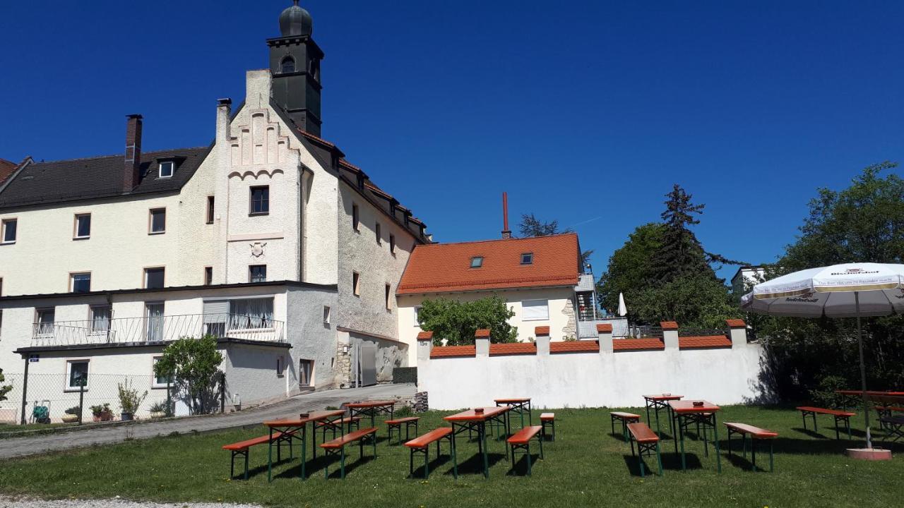 Schloss Weichs Zu Regensburg Mit 2Schlafzimmer Parkplatz Internet 75Qm Zentrum מראה חיצוני תמונה